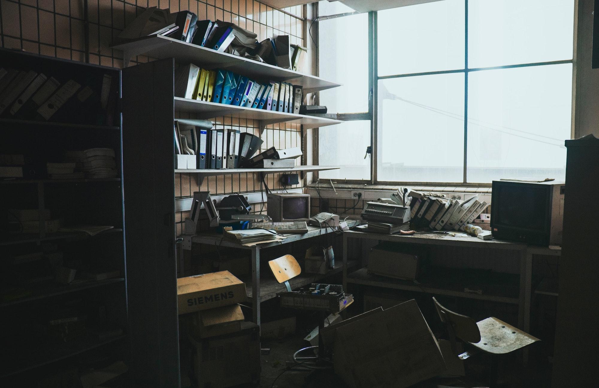 Hoarding and the DSM 5 Featured Image