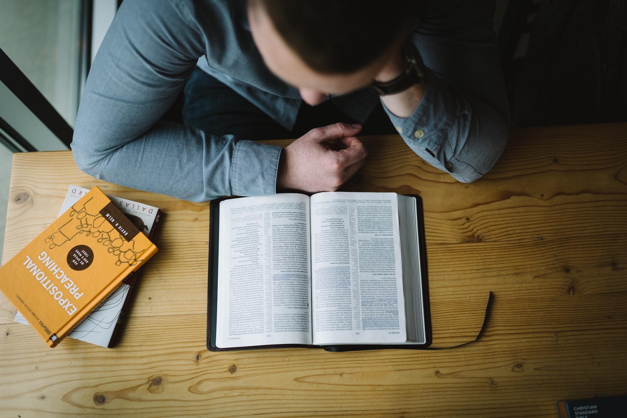 Are you using that proof text well…or are you proof-texting? Featured Image