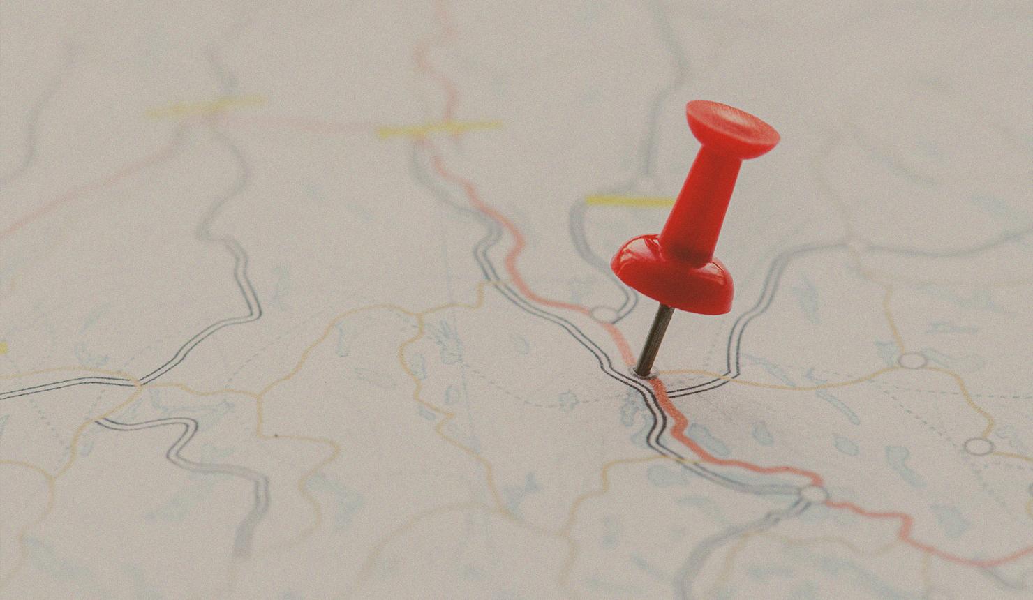 "You Are Here": Helping Strugglers Share Honestly