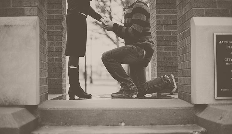 Should We Get Married? Five “Pre-Engagement” Questions to Ask Yourselves Featured Image